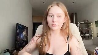 whoisalisa - Chaturbate Models lesbian fuckpussy jeans dancesexy
