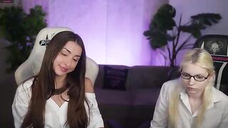 anabel054 - Chaturbate Models piercednipples cum pretty flex