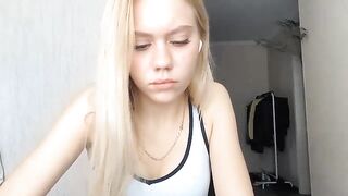 kristifelicien - Chaturbate Models privateshow smoke feets ftm