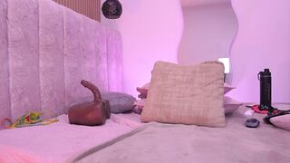 violeta_aroca - Stripchat Models small-audience erotic-dance oil-show small-audience latin