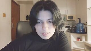 kyslrana - Stripchat Models brunettes gym-babe middle-priced-privates dirty-talk flashing