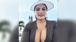 Irina_Velvett - Stripchat Models lovense footjob heels big-tits-blowjob moderately-priced-cam2cam