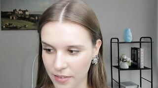 ArianaLeos - Stripchat Models