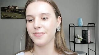 ArianaLeos - Stripchat Models