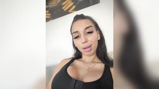 BlueEyes_BB - Stripchat Models big-tits-young big-tits-handjob heels middle-priced-privates dildo-or-vibrator-big-tits