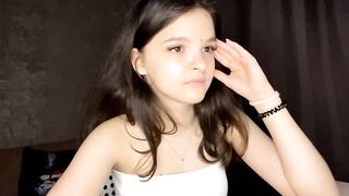 HabitedGatherer - Stripchat Models small-tits-teens topless-white white-teens european medium