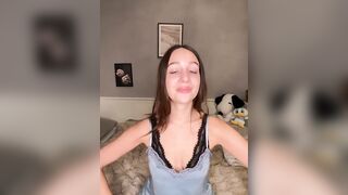 ChiaraMauzi - Stripchat Models deepthroat jerk-off-instruction white-young big-ass-young footjob