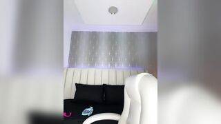 Elaarajim - Stripchat Models small-audience dildo-or-vibrator-deepthroat fingering-teens brunettes-teens masturbation
