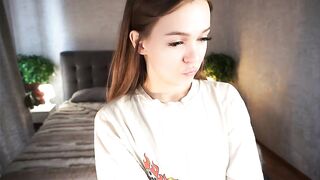 auroralowen - Chaturbate Models mommy pussy Webcast footage nipplesclamps