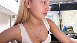 elfriededrewry - Chaturbate Models nippleclamps feetshow perkynipples cashpig
