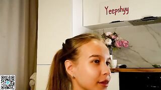yeepshyy - Chaturbate Models ftm suck slimbody panty