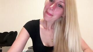 smexxii93 - Model Chaturcam hairyarmpits cumshow longtongue slimbody