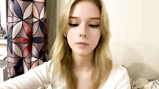 mewplop - Model Chaturcam toes splits dutch love