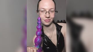 MrsCrazy18 - Model Stripcam squirt interactive-toys-young striptease sex-toys striptease-white