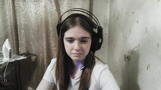 MariaLake - Model Stripcam petite white cam2cam middle-priced-privates-white foot-fetish