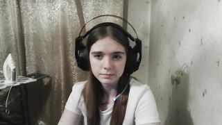 MariaLake - Model Stripcam petite white cam2cam middle-priced-privates-white foot-fetish