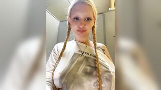 Elfi_InPublic - Model Stripcam white curvy-white striptease-young orgasm role-play-young