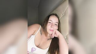 AMORINHA_S2_ - Model Stripcam cam2cam trimmed-young middle-priced-privates brunettes big-tits-handjob
