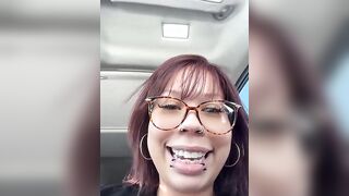 moan4mona - Model Stripcam interactive-toys smoking american-young young american-young