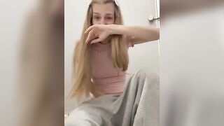 kira_mia - Model Stripcam interactive-toys striptease-young role-play recordable-privates handjob