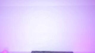 G-Velvet - Model Stripcam