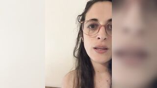 WarmVenus - Model Stripcam doggy-style long-hair dildo-or-vibrator topless cam2cam
