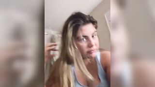 hiddensecretxx - Model Stripcam topless-white big-tits-brunettes big-nipples striptease european
