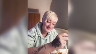 Bigboobiegirl90 - Model Stripcam mobile-milfs mobile german-milfs german interactive-toys