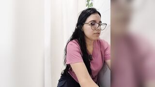 alanahot94 - Model Stripcam striptease-young latin-young facial outdoor fingering