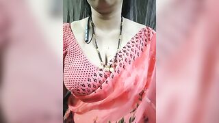 bhuvana_555 - Model Stripcam topless doggy-style cam2cam blondes-milfs masturbation