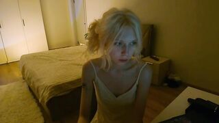 its_yummy - Model Chaturcam conversation fantasy pussy smile