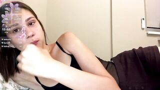 alysastuddiford - Model Chaturcam toys face Captured performance Streamed content