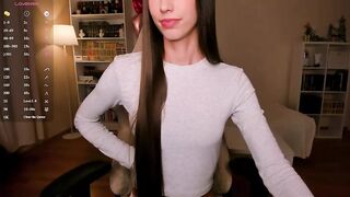 emilyhoston - Model Chaturcam ginger bigbooty cuminpvt smile