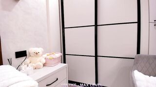 tinykimm - Model Chaturcam manyVids pump smalltitties toys