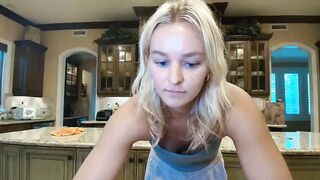 chloexbabe - Model Chaturcam nudity tender schoolgirl bigdildo