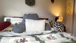 bella9519 - Model Chaturcam slimbody perkynipples tightpussy vibration