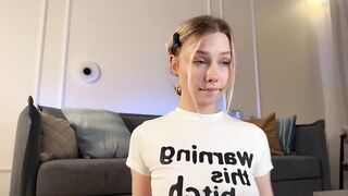 blushland - Model Chaturcam legs longhair sporty mistress
