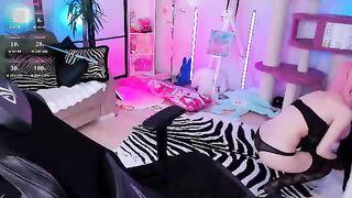 milkycute - Model Chaturcam cc topless dutch smallpenis