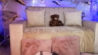 caseypierce_ - Model Chaturcam small Recorded performance Captured broadcast dominant
