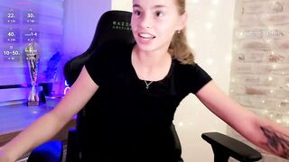 roxxxie_reid - Model Chaturcam nora punish pantyhose Video stream