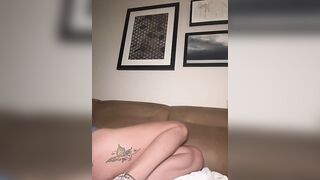 Shuggabutt - Model Stripcam american handjob-milfs squirt-milfs medium smoking
