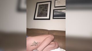 Shuggabutt - Model Stripcam american handjob-milfs squirt-milfs medium smoking