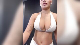 Risky_Workouts - Model Stripcam interactive-toys-young deluxe-cam2cam yoga big-ass-latin big-nipples