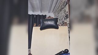 kylie_blck - Model Stripcam trimmed-white strapon office long-hair big-tits-young