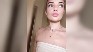 KarissaChantelle - Model Stripcam masturbation american-young big-ass-young yoga orgasm