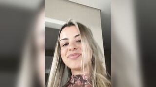 Patyyyy - Model Stripcam role-play-young latin middle-priced-privates outdoor romantic