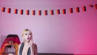 G-Velvet - Model Stripcam cuckold twerk-asian medium lesbians cuckold