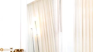 lissetlong69 - Model Stripcam twerk-ebony squirt big-tits-titty-fuck big-ass-doggy-style middle-priced-privates-milfs