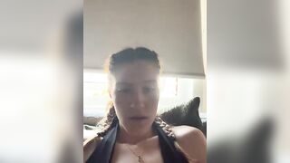 Iady - Model Stripcam flashing smoking petite-teens striptease-white teens