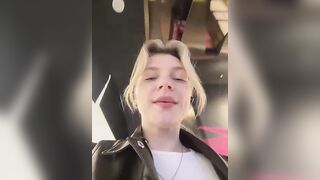 ValenciaShock - My Model Stripcam jeans sexting foot-fetish best-young white-young